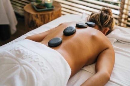 Massage aux pierres chaudes